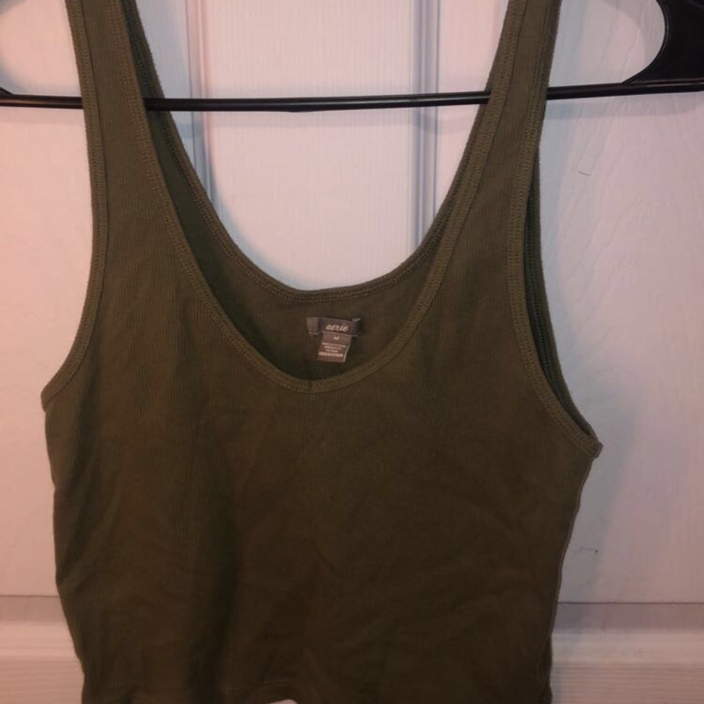 Aries army green tank